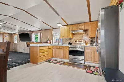 422 Willow Drive, Brighton, CO 80603 - Photo 7