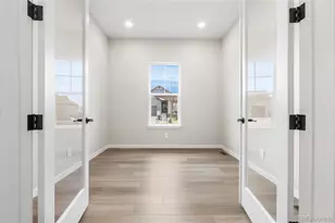 8654 S Quemoy St, Aurora, CO 80016 - Photo 3