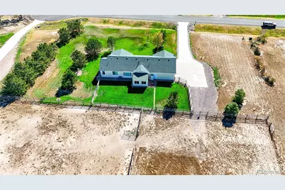 2121 Doppler Street, Strasburg, CO 80136 - Photo 9