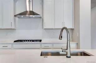 3443 N Gold Bug Ct, Aurora, CO 80019 - Photo 3