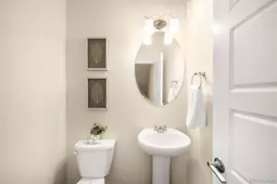 624 E Hinsdale Ave, Littleton, CO 80122 - Photo 9