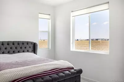 9667 Walden Street, Commerce City, CO 80022 - Photo 33