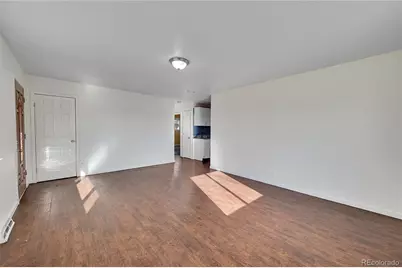 5842 Oneida Street, Commerce City, CO 80022 - Photo 7