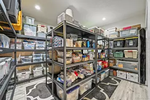 27046 E Irish Ave, Aurora, CO 80016 - Photo 41