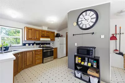 2551 W 92nd Avenue, Denver, CO 80260 - Photo 11