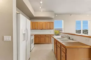 15475 Andrews Dr, Denver, CO 80239 - Photo 11