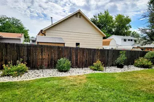 8512 Gray Ct, Arvada, CO 80003 - Photo 37