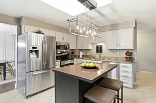 8512 Gray Ct, Arvada, CO 80003 - Photo 9