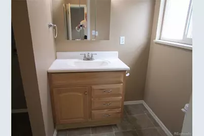 719 S Macon Way, Aurora, CO 80012 - Photo 7