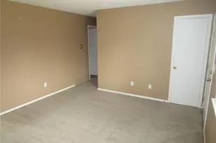 719 S Macon Way, Aurora, CO 80012 - Photo 3