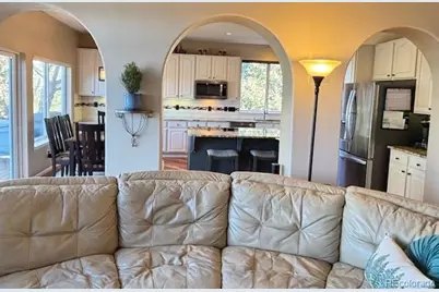 10233 Greatwood Court, Highlands Ranch, CO 80126 - Photo 7