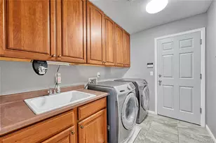 10233 Greatwood Ct, Highlands Ranch, CO 80126 - Photo 15