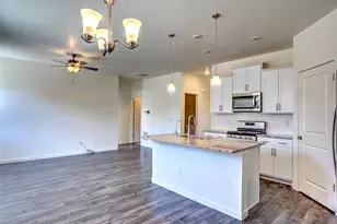 13335 Xanthia St, Thornton, CO 80602 - Photo 9