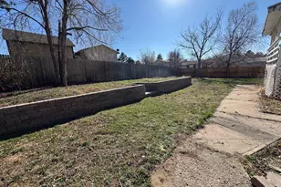 16006 E Warren Pl, Aurora, CO 80013 - Photo 17