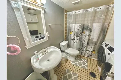 4500 Eugene Way, Denver, CO 80239 - Photo 13