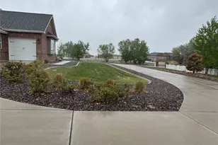 15585 Edna Dr, Brighton, CO 80603 - Photo 7