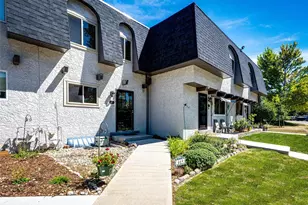 469 E Highline Cir, Littleton, CO 80122 - Photo 3