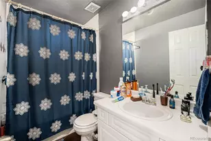 14964 Bolling Dr, Denver, CO 80239 - Photo 17