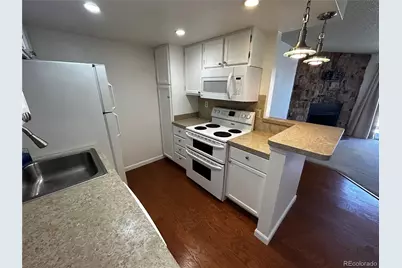 810 Tenderfoot Hill Road #202, Colorado Springs, CO 80906 - Photo 7