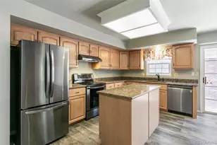 5235 S Cody St, Littleton, CO 80123 - Photo 3