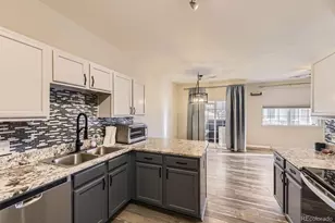 22520 E Ontario Dr, Aurora, CO 80016 - Photo 9