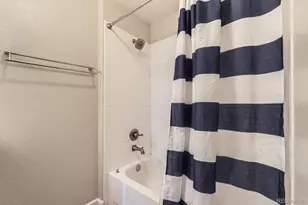 22520 E Ontario Dr, Aurora, CO 80016 - Photo 21