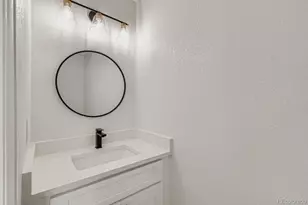 3362 S Kirk Ct, Aurora, CO 80013 - Photo 9