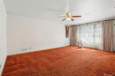 3157 Victor Street, Aurora, CO 80011 - Photo 9