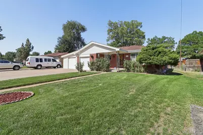 3157 Victor Street, Aurora, CO 80011 - Photo 3
