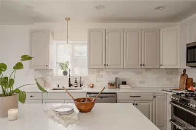 1679 S Grant Street, Denver, CO 80210 - Photo 5