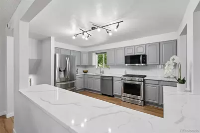 8601 E Layton Avenue, Denver, CO 80237 - Photo 11
