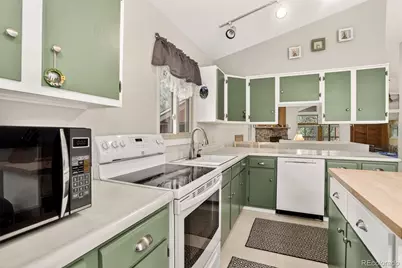 28110 Pine Drive, Evergreen, CO 80439 - Photo 21