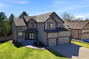 6638 W Hamilton Dr, Lakewood, CO 80227 - Photo 3