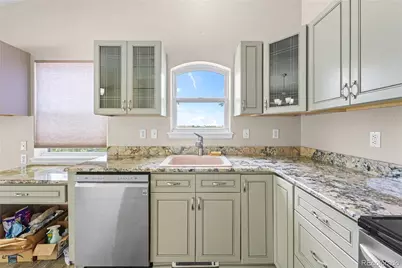 21400 E 11th Avenue, Aurora, CO 80018 - Photo 9