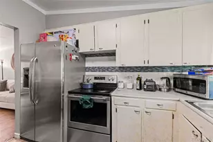 1465 W Nevada Pl, Denver, CO 80223 - Photo 11