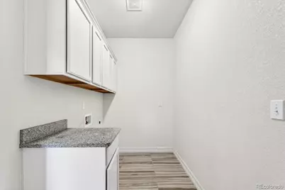 56534 E 24th Avenue, Strasburg, CO 80136 - Photo 13