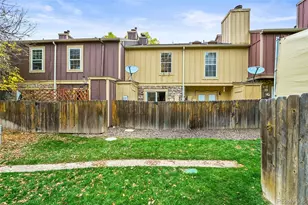 2701 E Nichols Cir, Centennial, CO 80122 - Photo 33