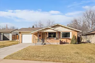 593 E Amherst Pl, Englewood, CO 80113 - Photo 1