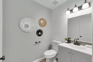 9867 Croke Dr, Denver, CO 80260 - Photo 13