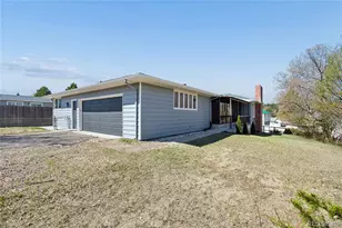 327 S Pine St, Elizabeth, CO 80107 - Photo 3