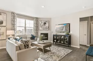 810 N Clubview St, Watkins, CO 80137 - Photo 9