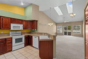 2112 Summerset Dr, Colorado Springs, CO 80920 - Photo 5