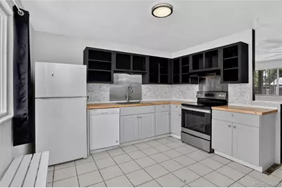 5353 Billings Street, Denver, CO 80239 - Photo 11