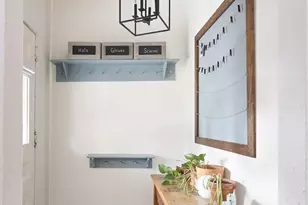 940 S Logan St, Denver, CO 80209 - Photo 9