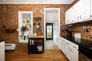 940 S Logan St, Denver, CO 80209 - Photo 25