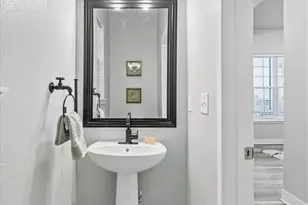 21473 E 59th Pl, Aurora, CO 80019 - Photo 11