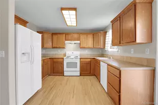 2265 Asoka St, Strasburg, CO 80136 - Photo 15