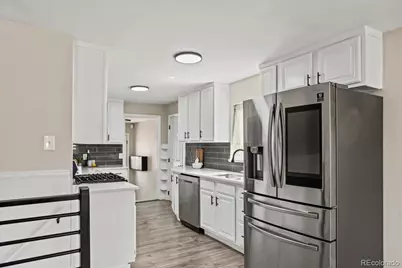 4822 S Grant Street, Englewood, CO 80113 - Photo 3