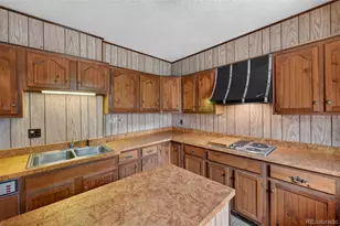 6048 S Locust Cir, Centennial, CO 80111 - Photo 21