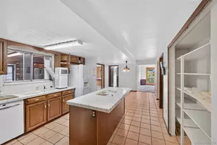 6048 S Locust Cir, Centennial, CO 80111 - Photo 15
